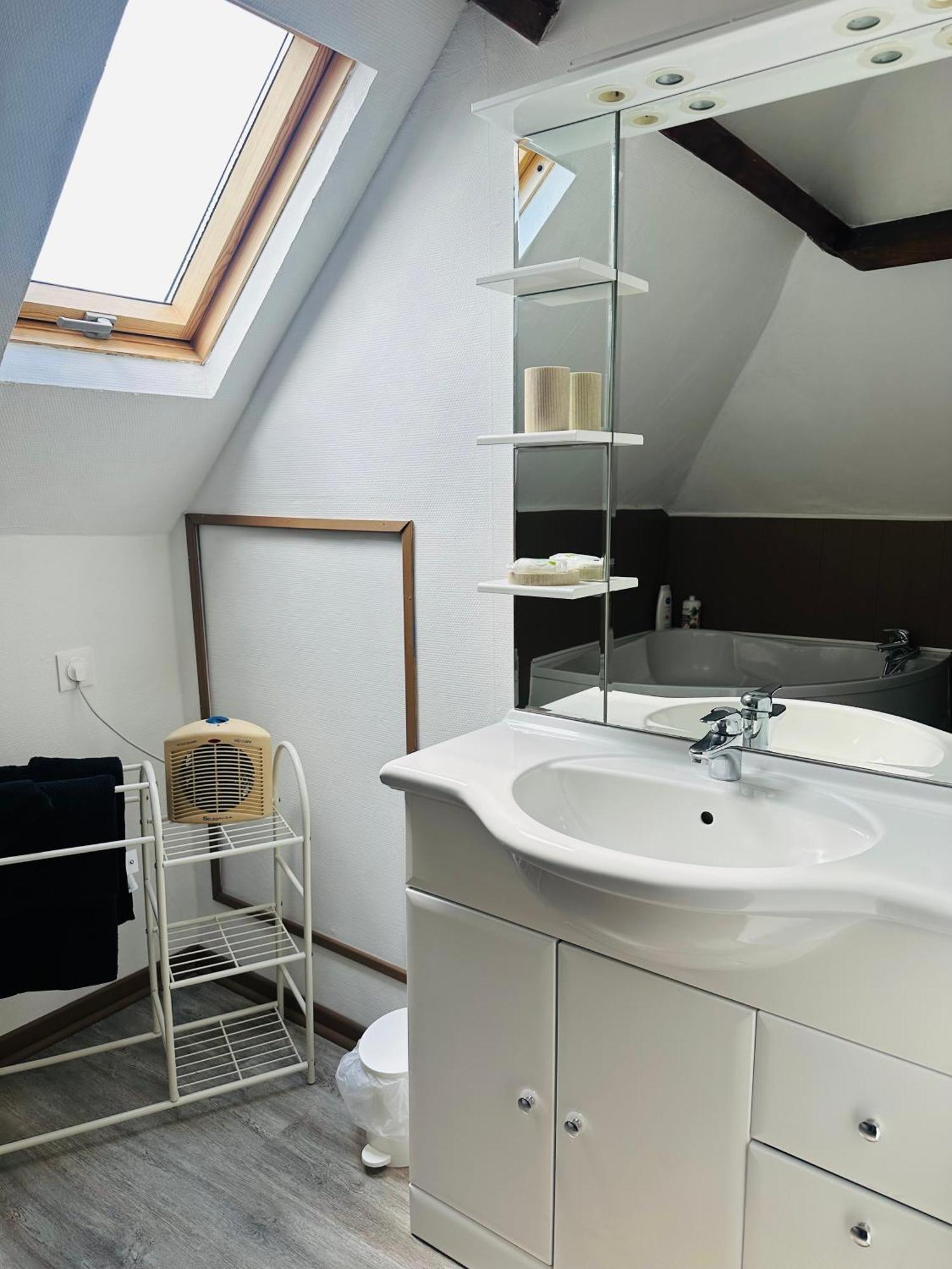 グイネス Au Cosy Bed & Breakfast エクステリア 写真