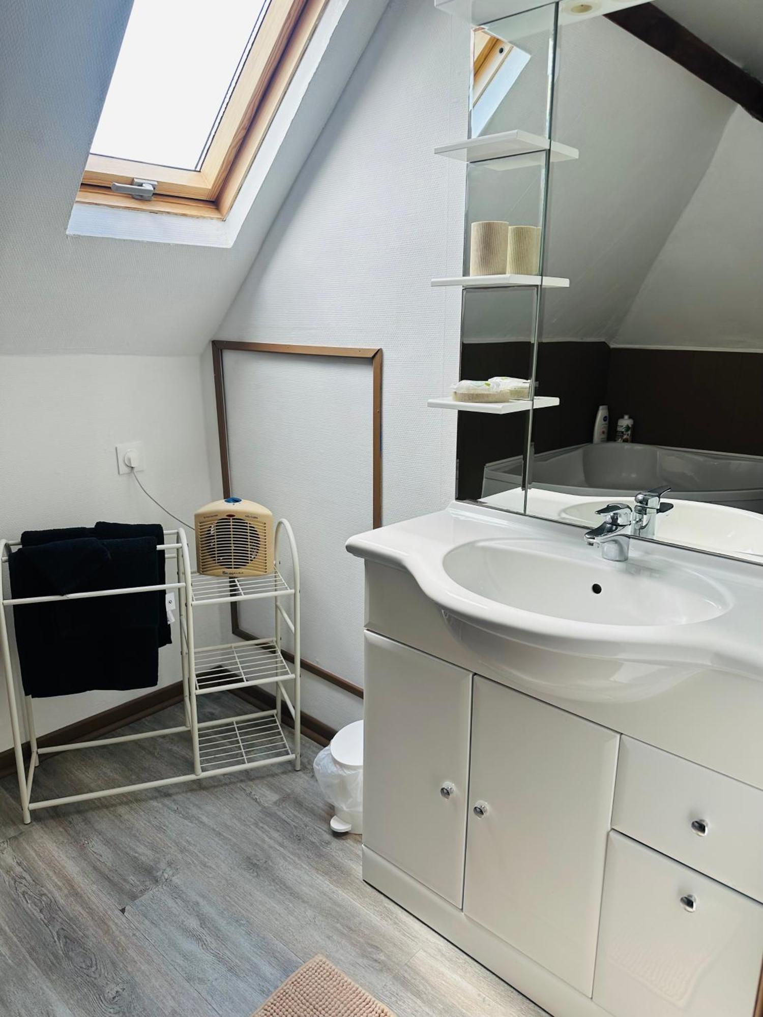 グイネス Au Cosy Bed & Breakfast エクステリア 写真